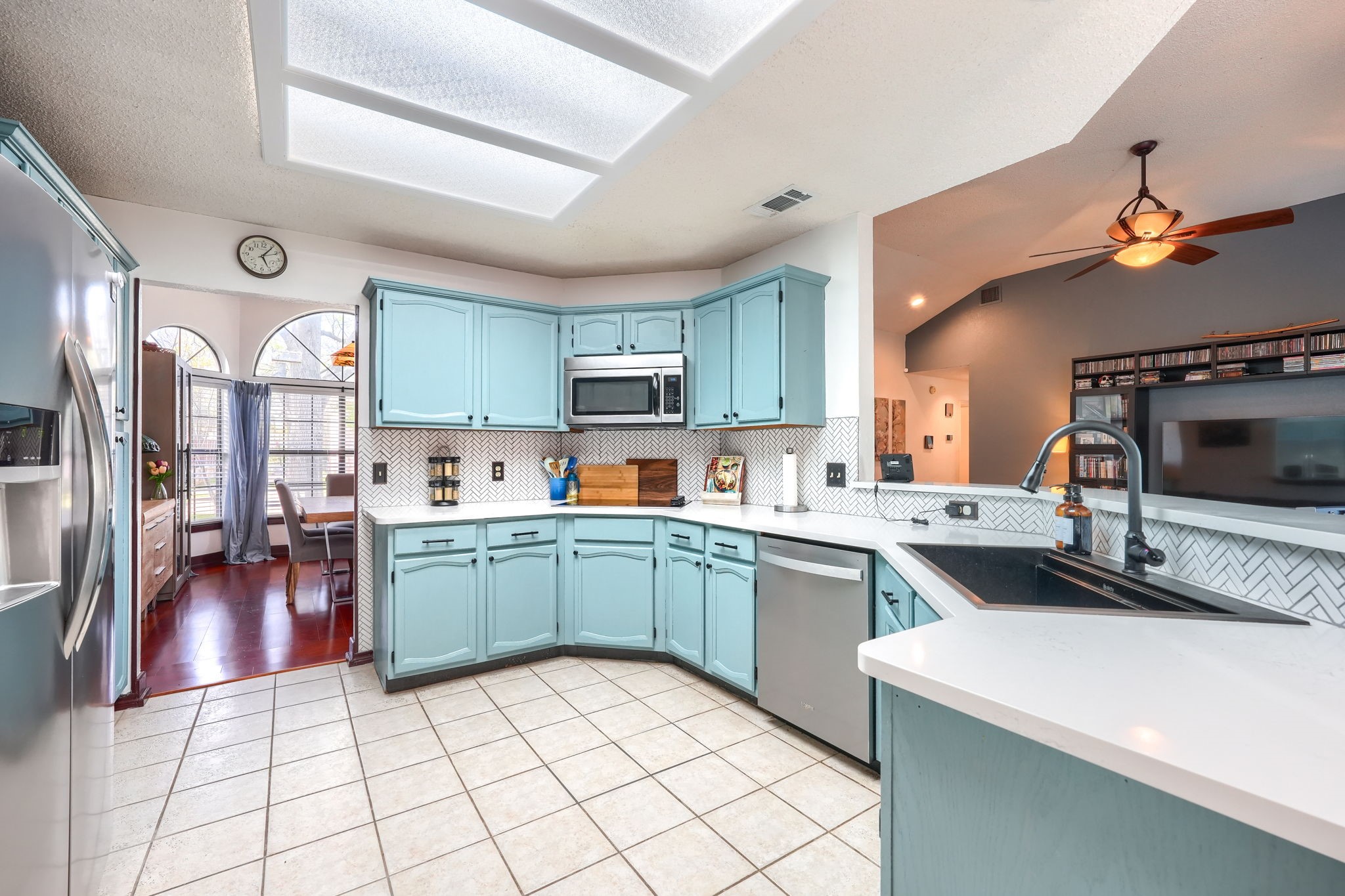 322 Allegheny Trail Lane Garland TX 75043
