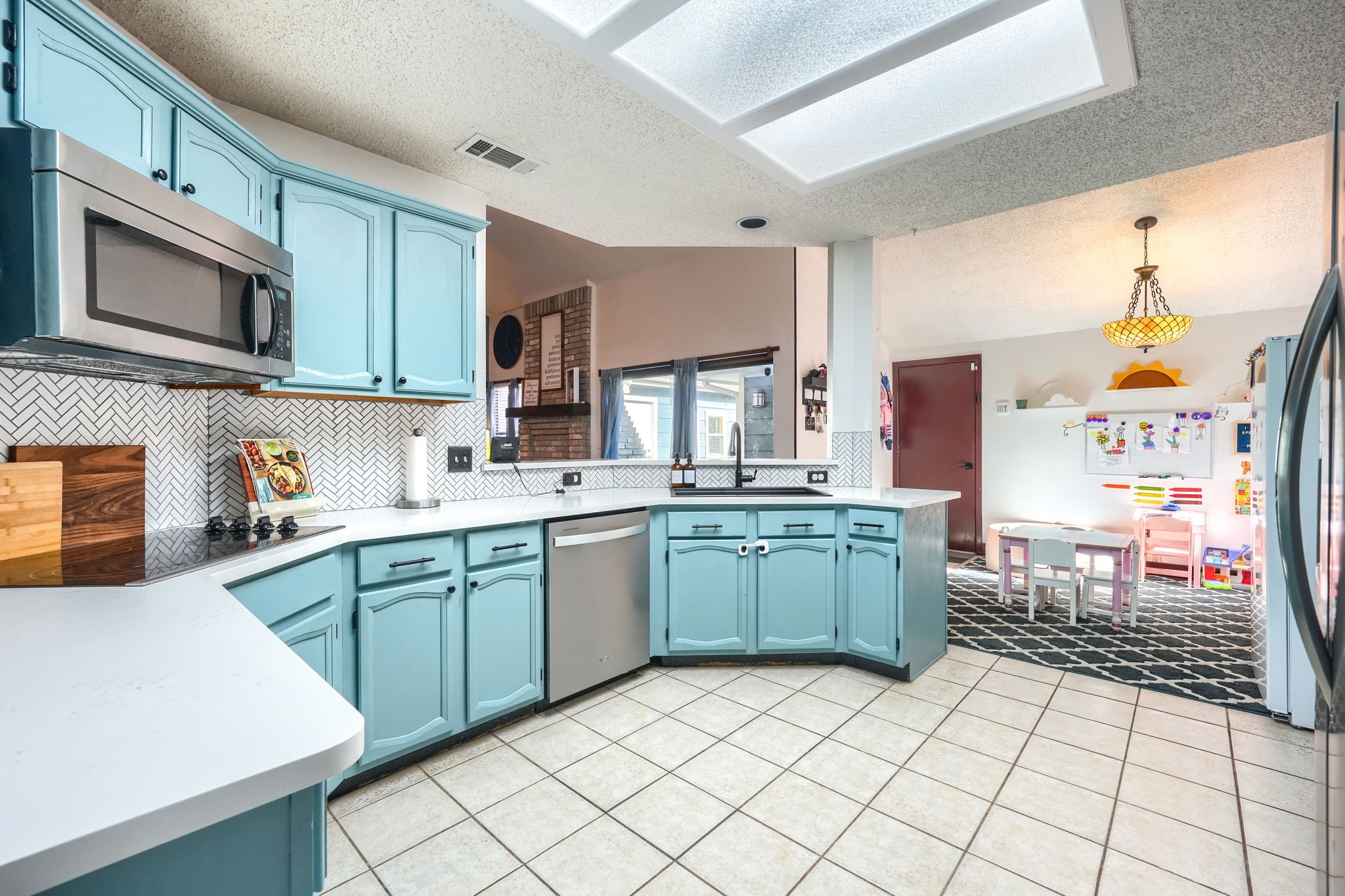 322 Allegheny Trail Lane Garland TX 75043