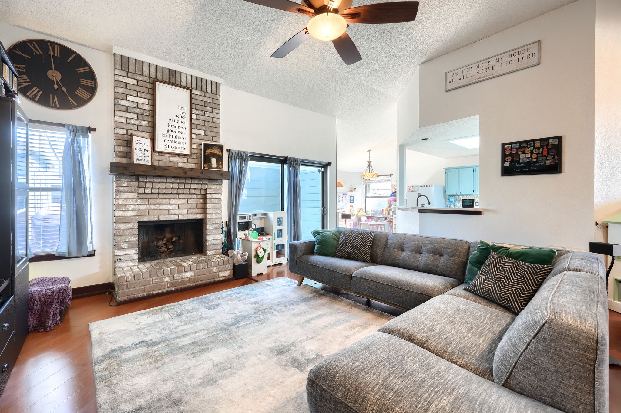 322 Allegheny Trail Lane Garland TX 75043