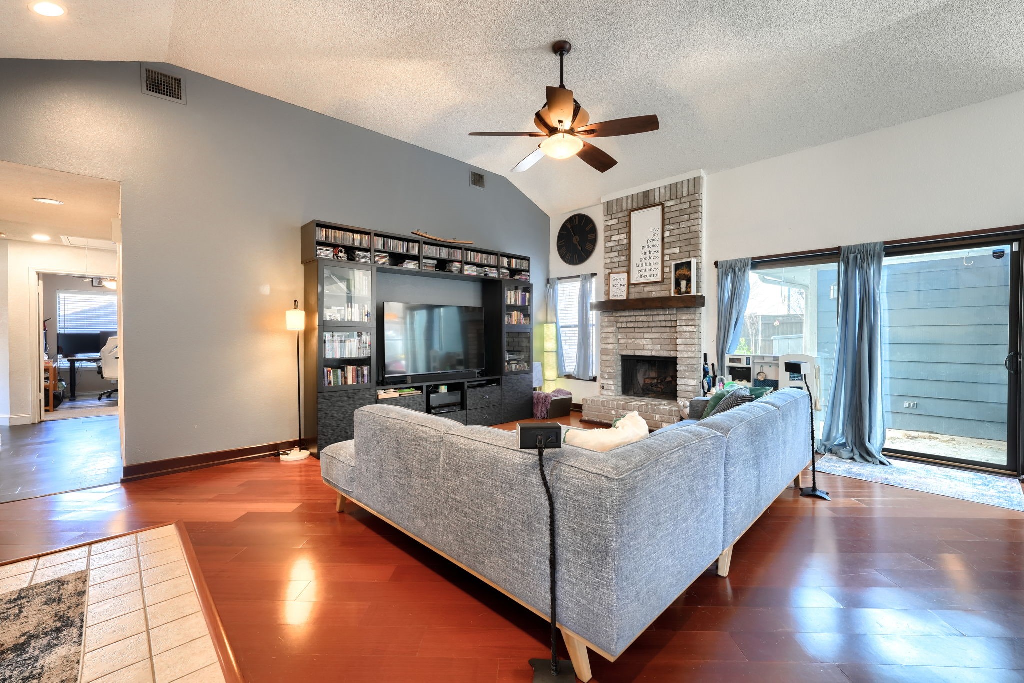 322 Allegheny Trail Lane Garland TX 75043