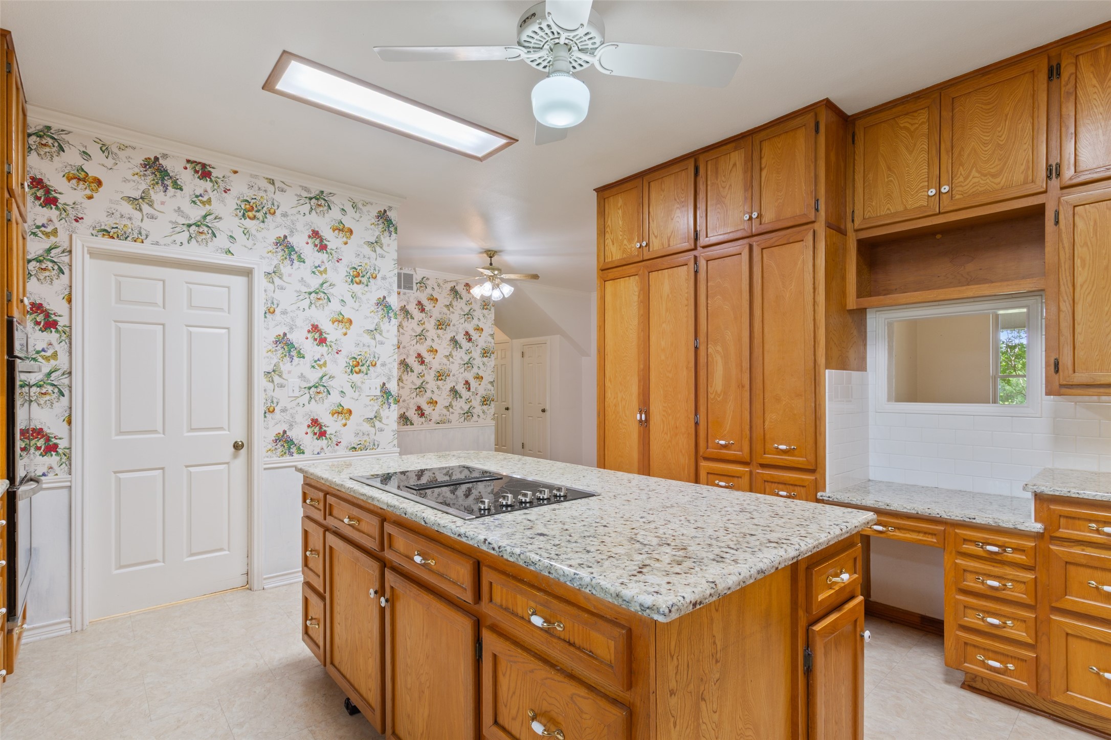 1277 Hcr 4251 Hillsboro TX 76645