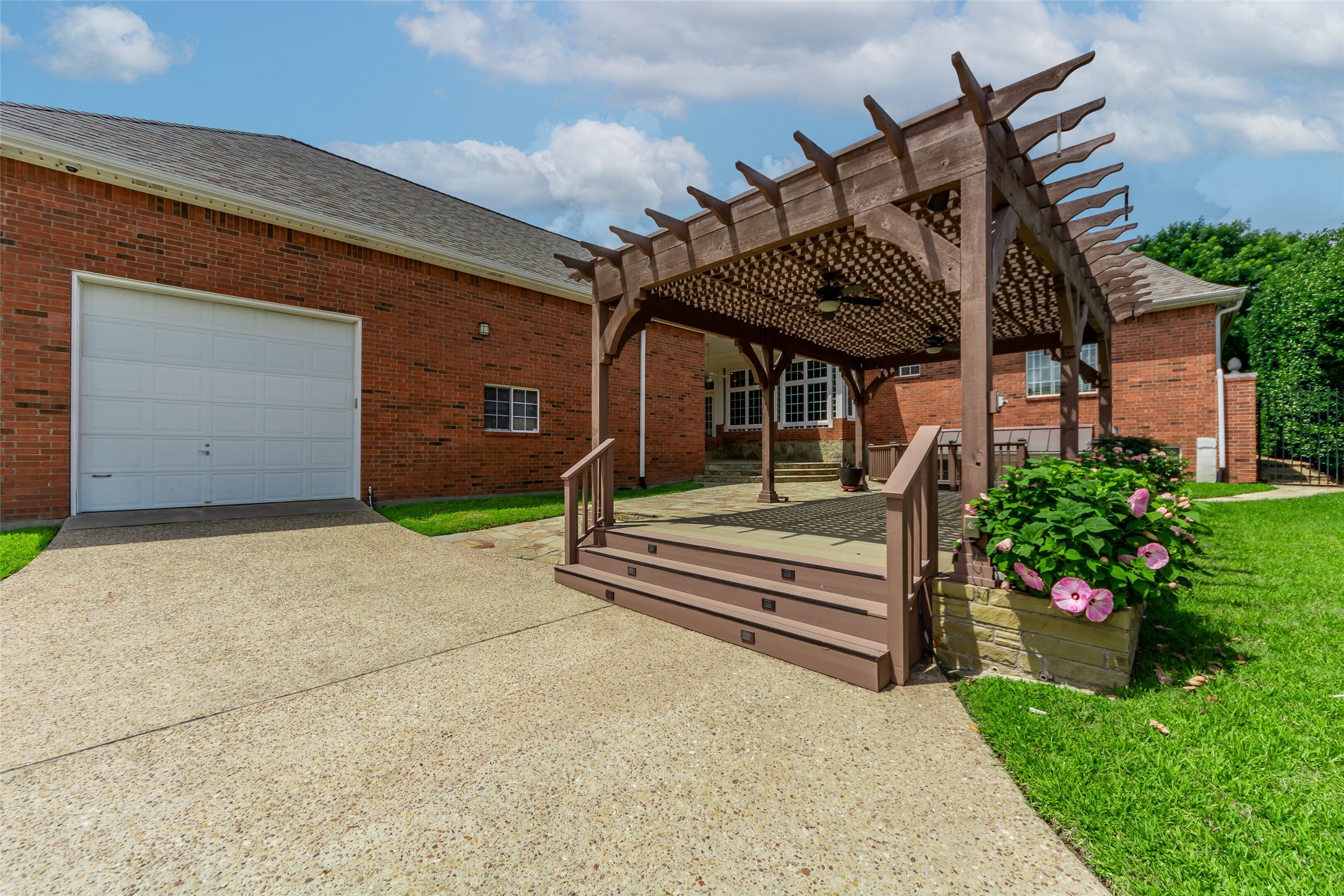 207 Baker Park Drive Sherman TX 75092