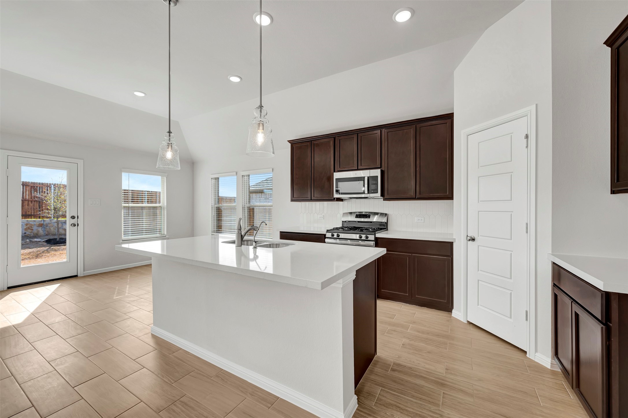764 Grand Dale Drive Lavon TX 75166