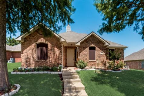 1401 Hunters Glen Royse City TX 75189