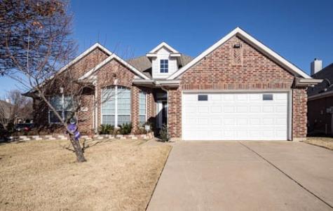 8119 La Frontera Trail Arlington TX 76002