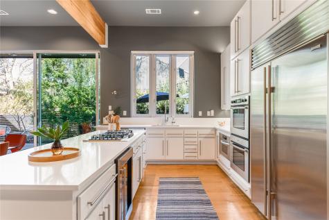 830 Kessler Woods Trail Dallas TX 75208