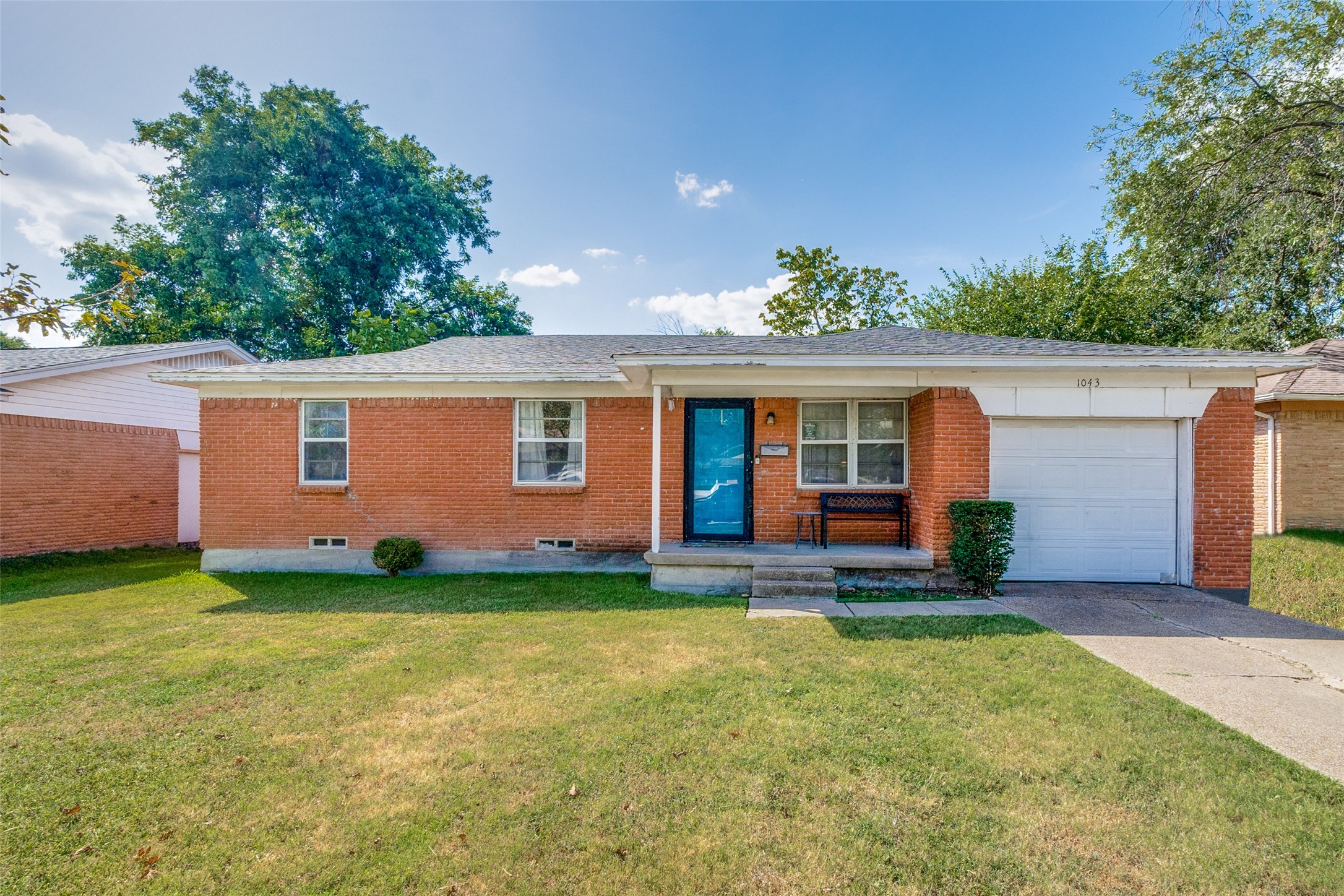 1043 S Bryan Street Mesquite TX 75149