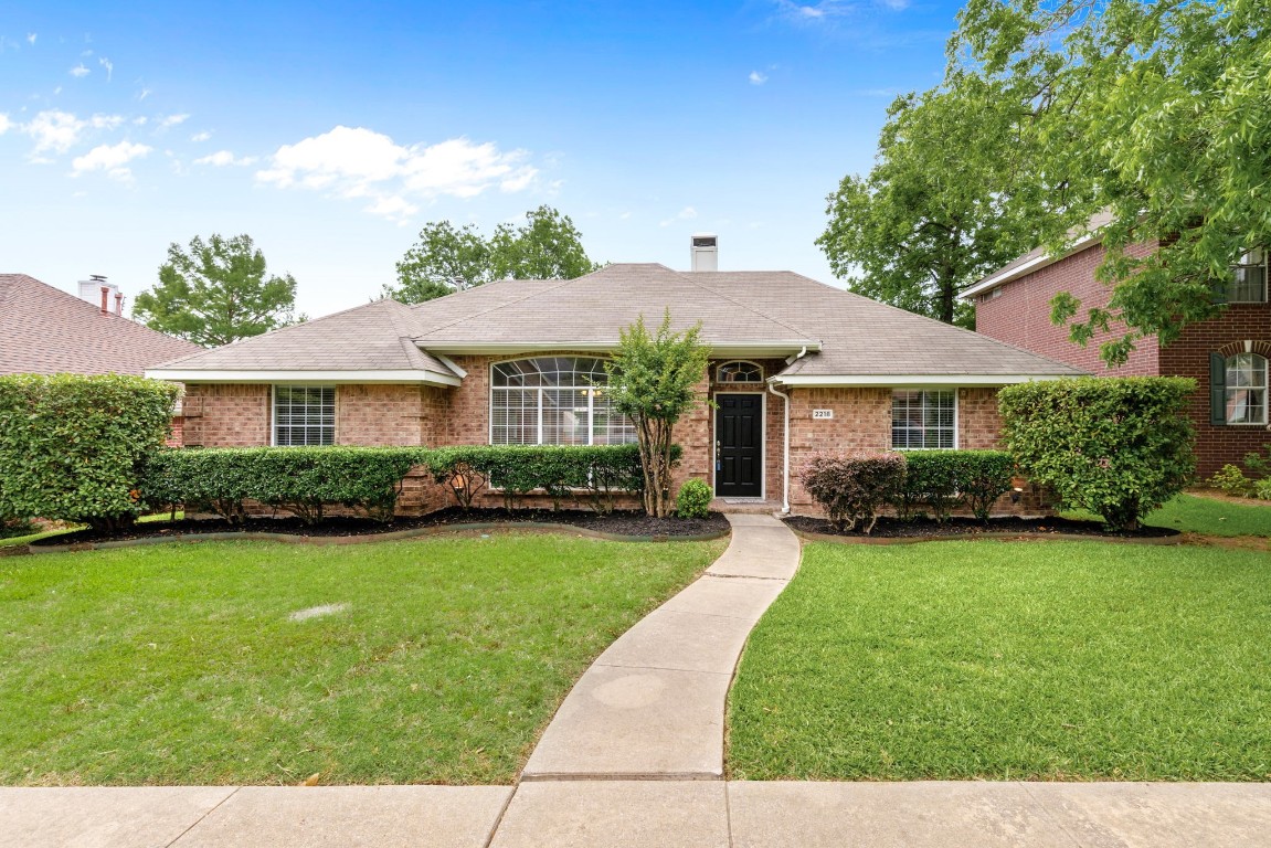 2218 Heather Ridge Lane Garland TX 75040