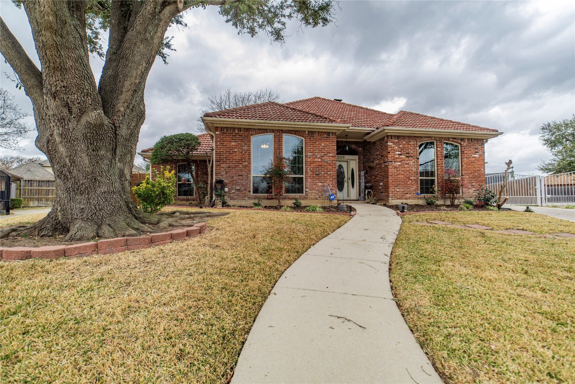 5110 Wareham Drive Arlington TX 76017
