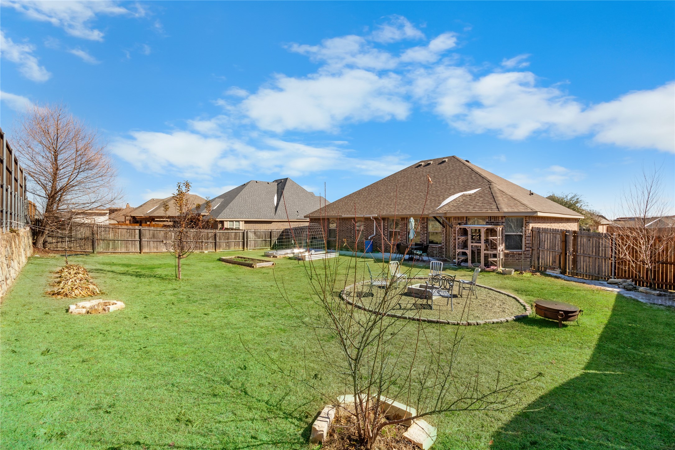 128 Hillcrest Way Crandall TX 75114