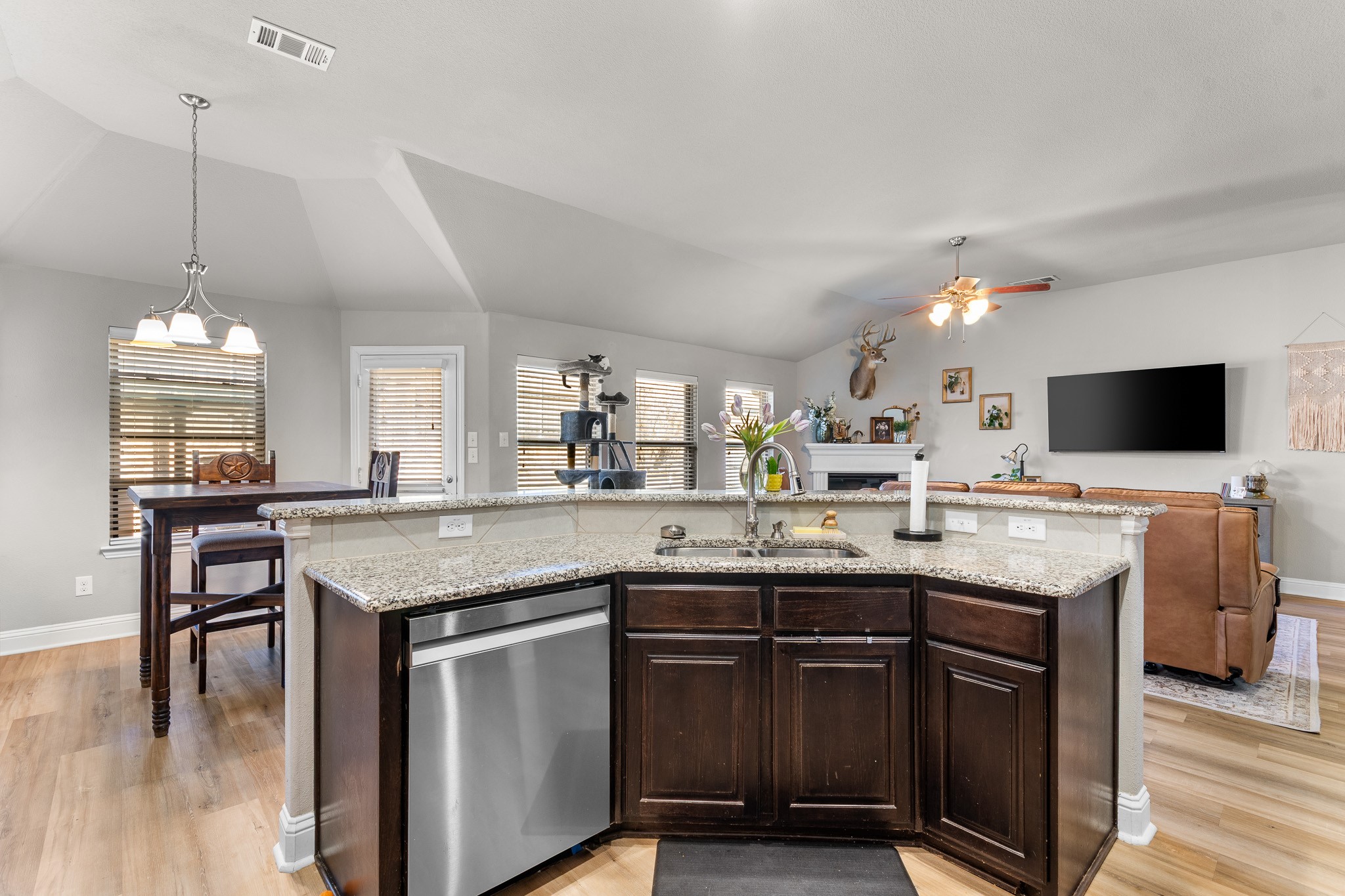 128 Hillcrest Way Crandall TX 75114