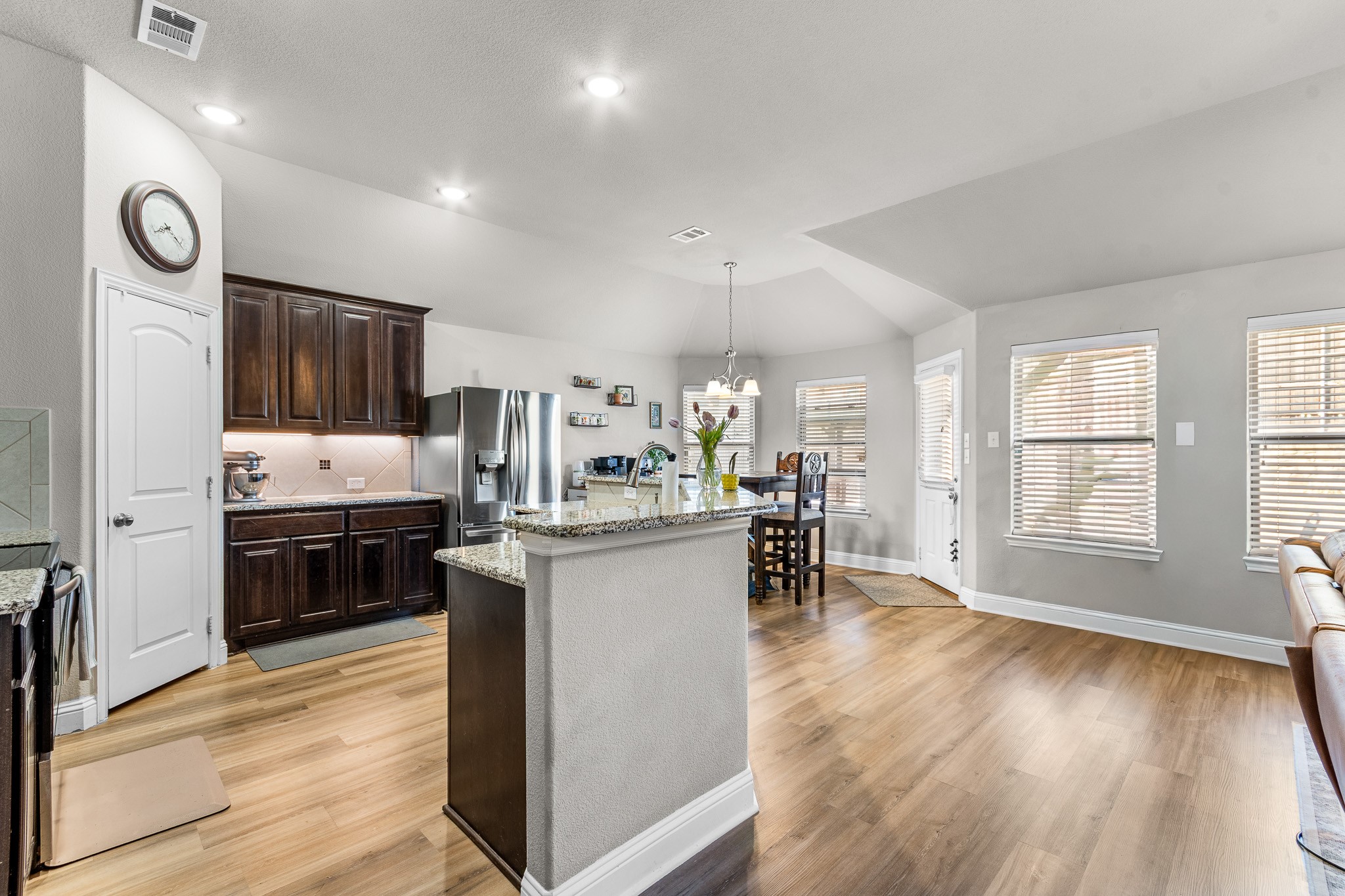 128 Hillcrest Way Crandall TX 75114