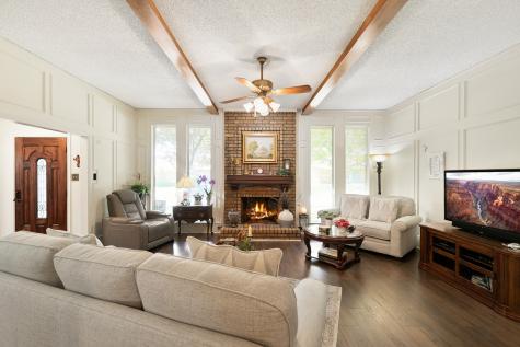 417 Stroud Lane Garland TX 75043