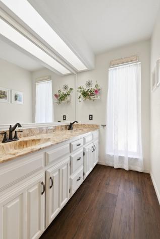 417 Stroud Lane Garland TX 75043
