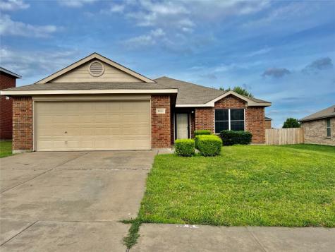 8102 Macgregor Drive Arlington TX 76002
