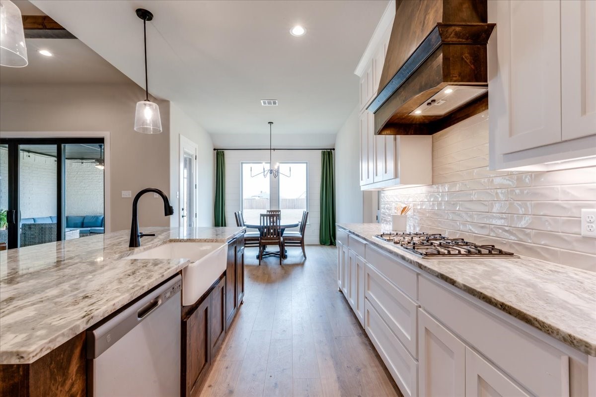 101 Grey Wolf Court Godley TX 76044