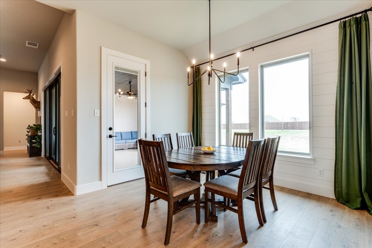 101 Grey Wolf Court Godley TX 76044