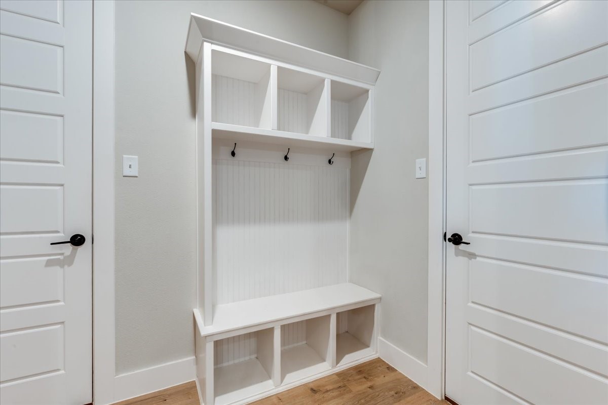 101 Grey Wolf Court Godley TX 76044