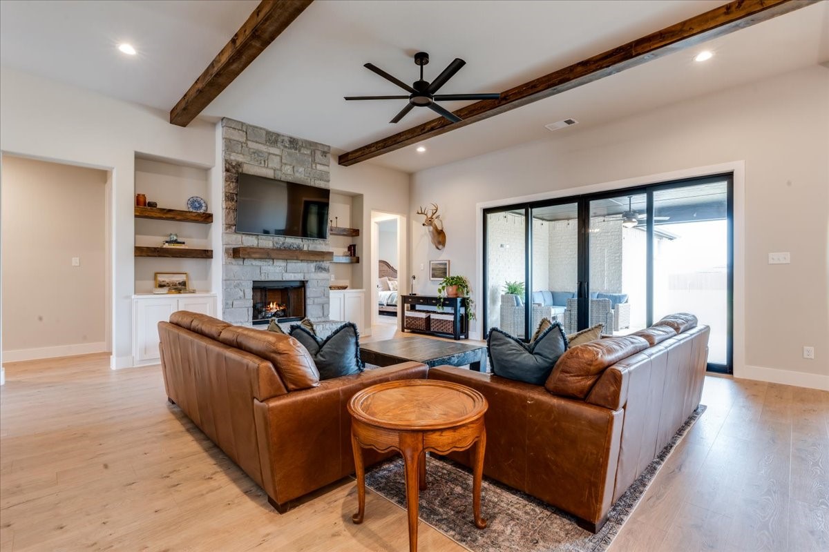 101 Grey Wolf Court Godley TX 76044