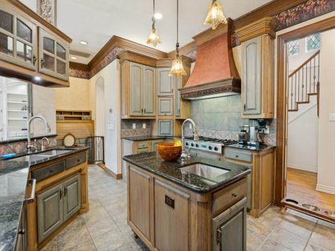 2804 High Point Court Grapevine TX 76051