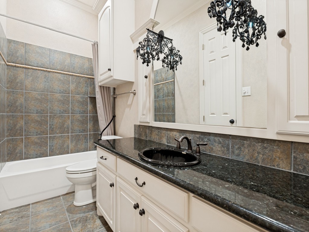 2804 High Point Court Grapevine TX 76051