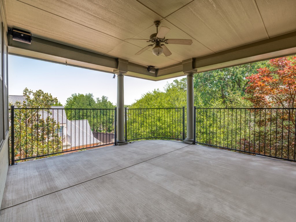 2804 High Point Court Grapevine TX 76051