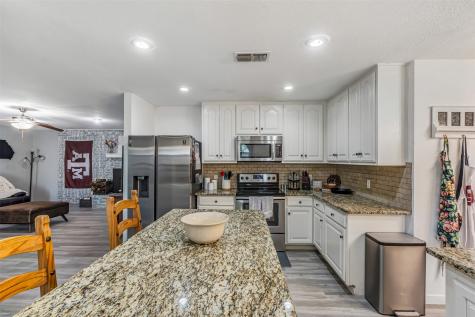 6800 Welch Avenue Fort Worth TX 76133