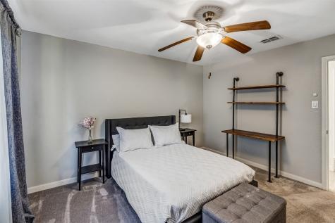 6800 Welch Avenue Fort Worth TX 76133