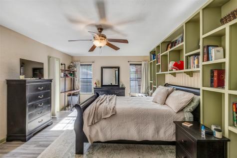 6800 Welch Avenue Fort Worth TX 76133