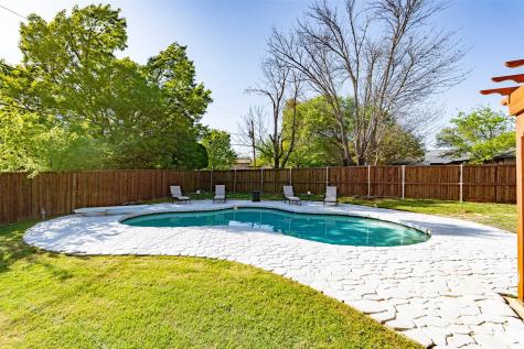 6800 Welch Avenue Fort Worth TX 76133