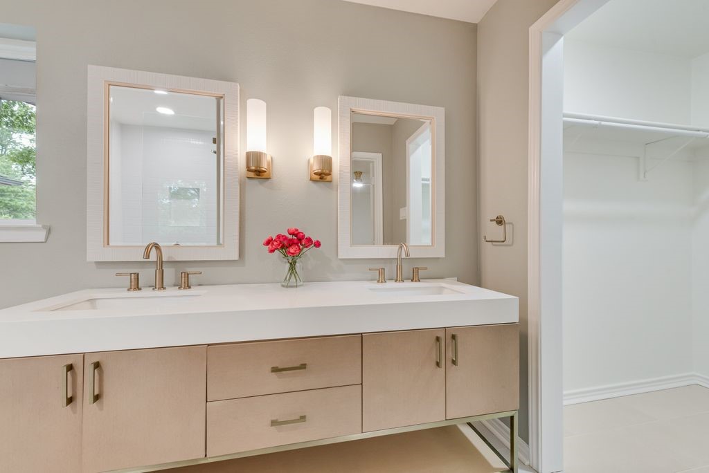 13427 Purple Sage Road Dallas TX 75240