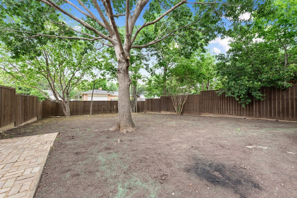13427 Purple Sage Road Dallas TX 75240