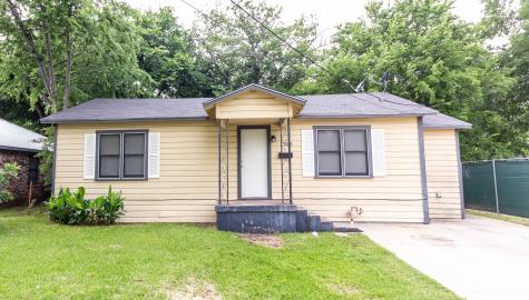 1708 S Jefferson Street Kaufman TX 75142