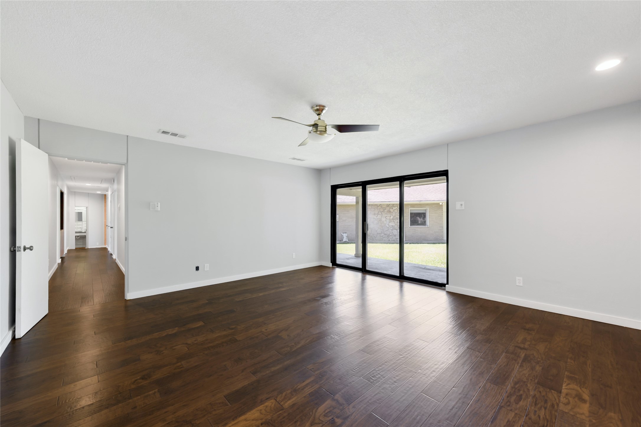 310 E Northgate Drive Irving TX 75062