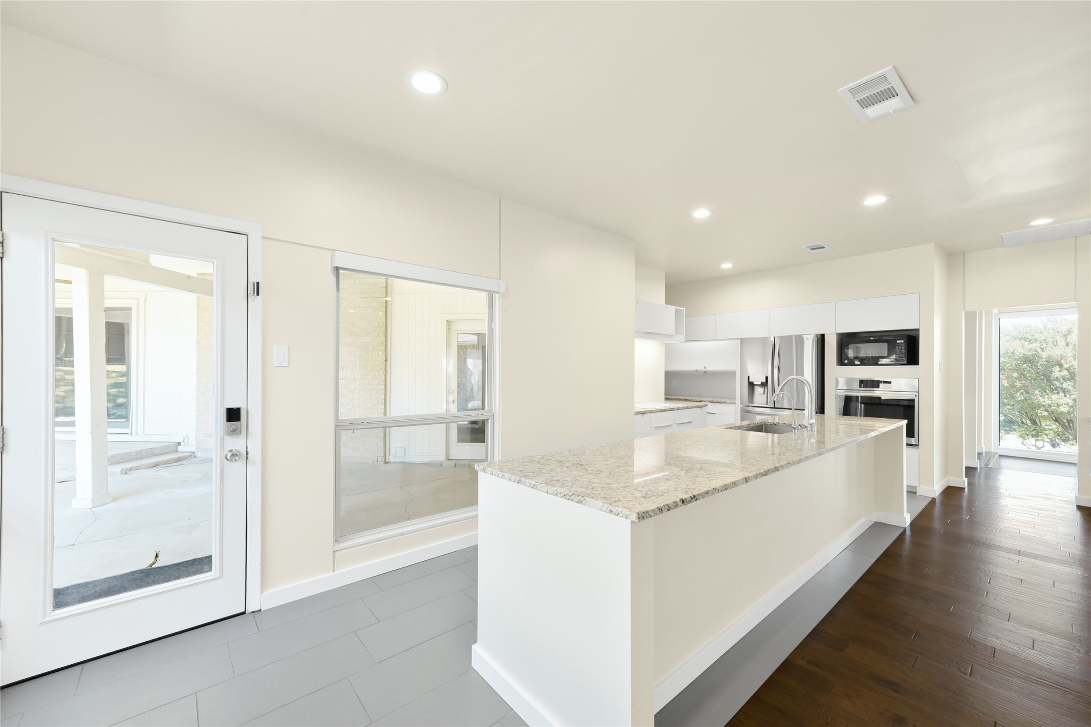 310 E Northgate Drive Irving TX 75062