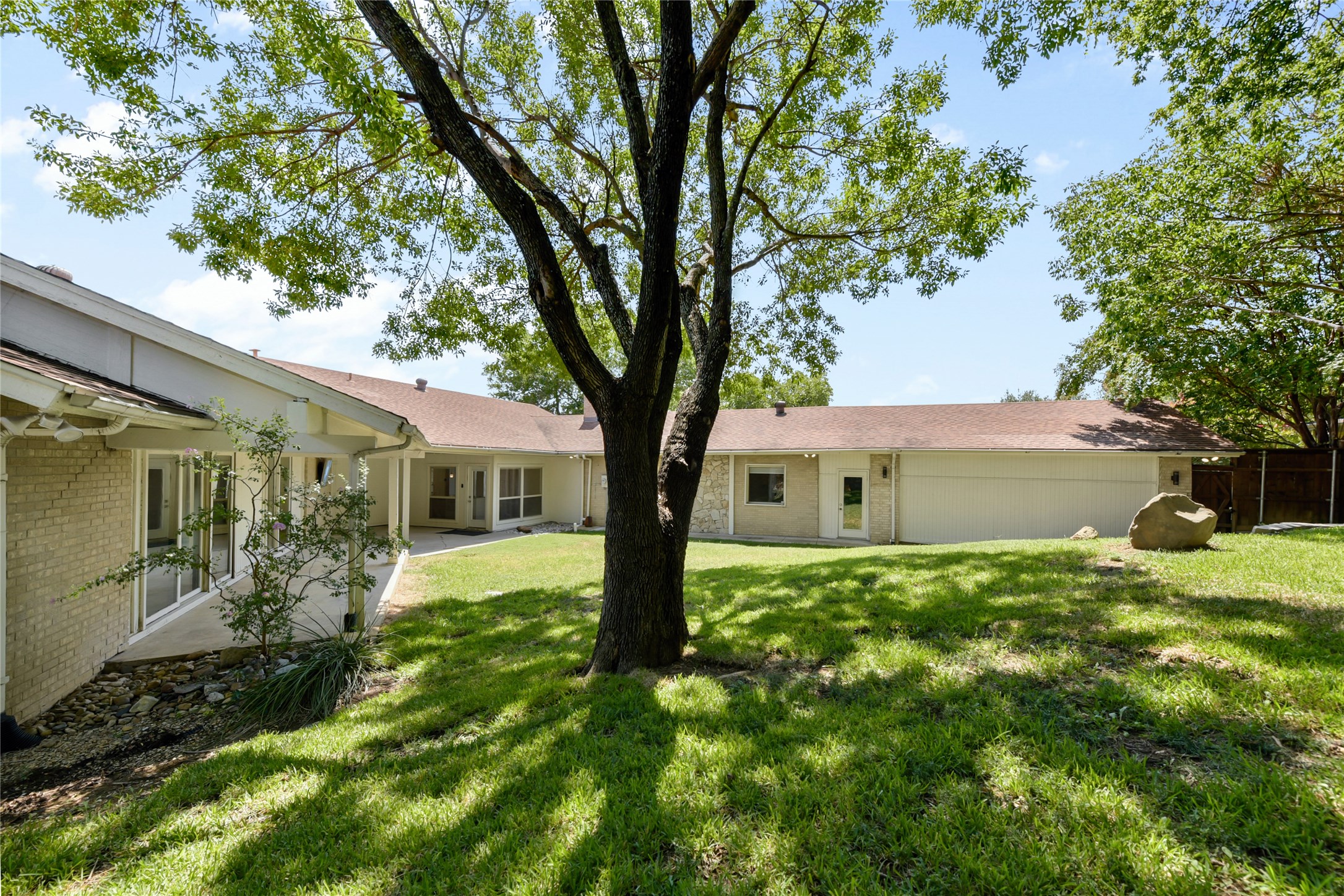 310 E Northgate Drive Irving TX 75062