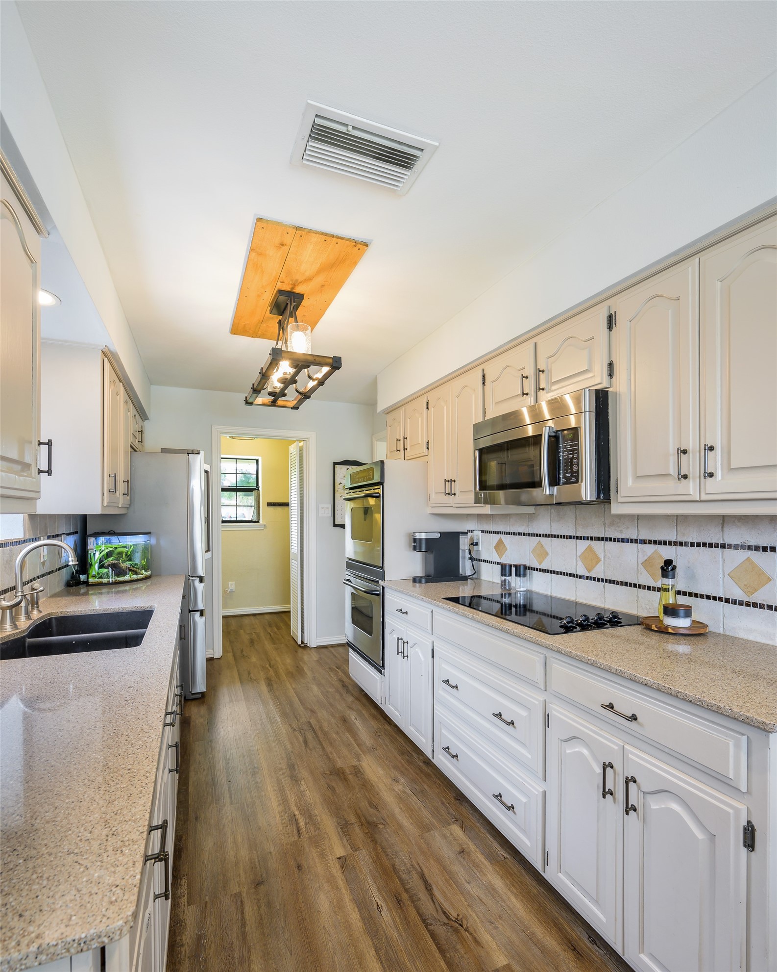 574 Calvert Court Lewisville TX 75067
