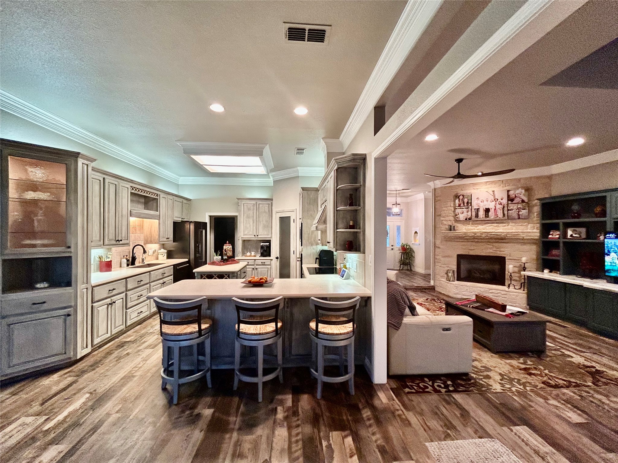 6004 Nutcracker Drive Granbury TX 76049