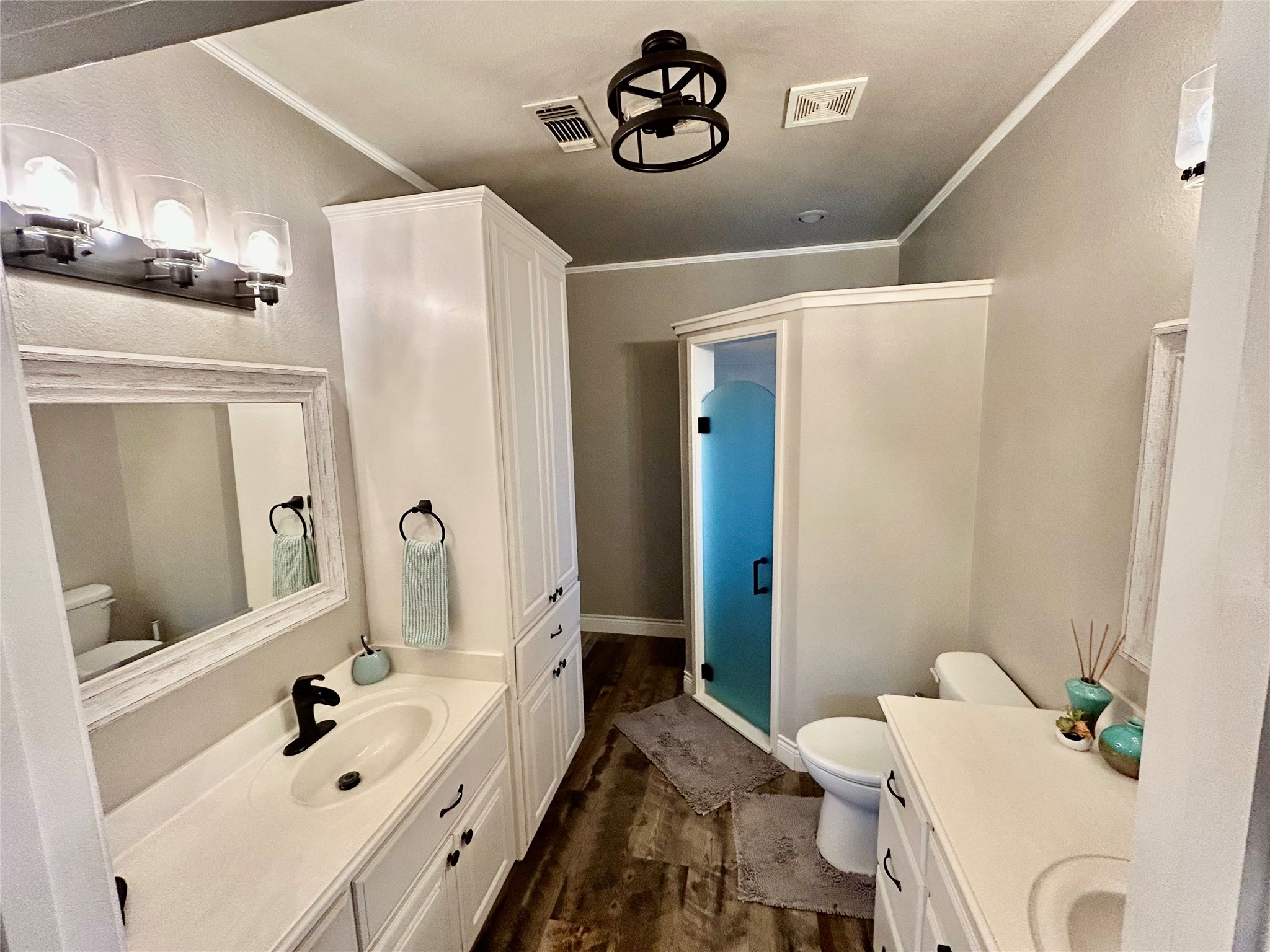 6004 Nutcracker Drive Granbury TX 76049