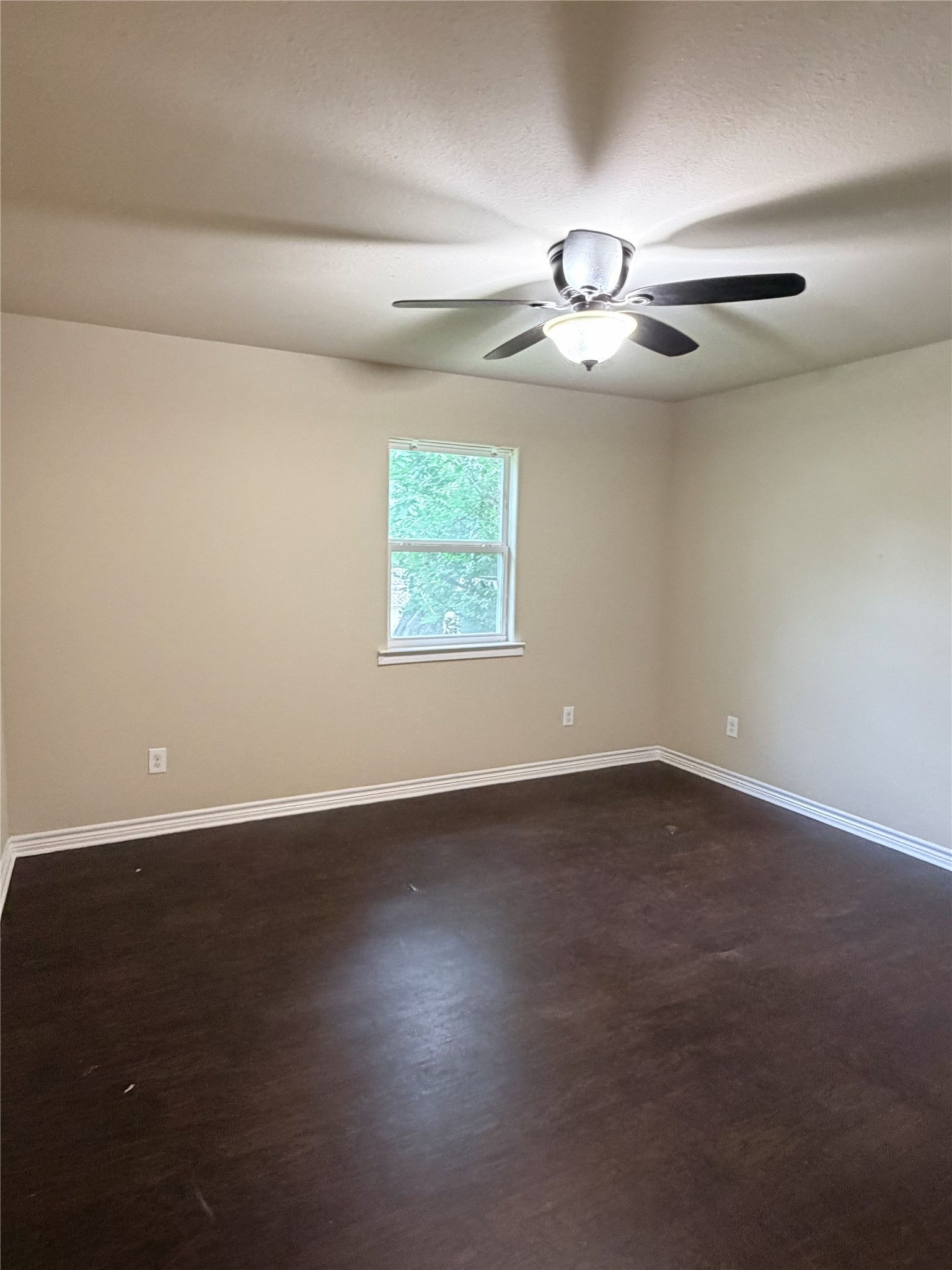 542 W Wilson Street Cleburne TX 76033