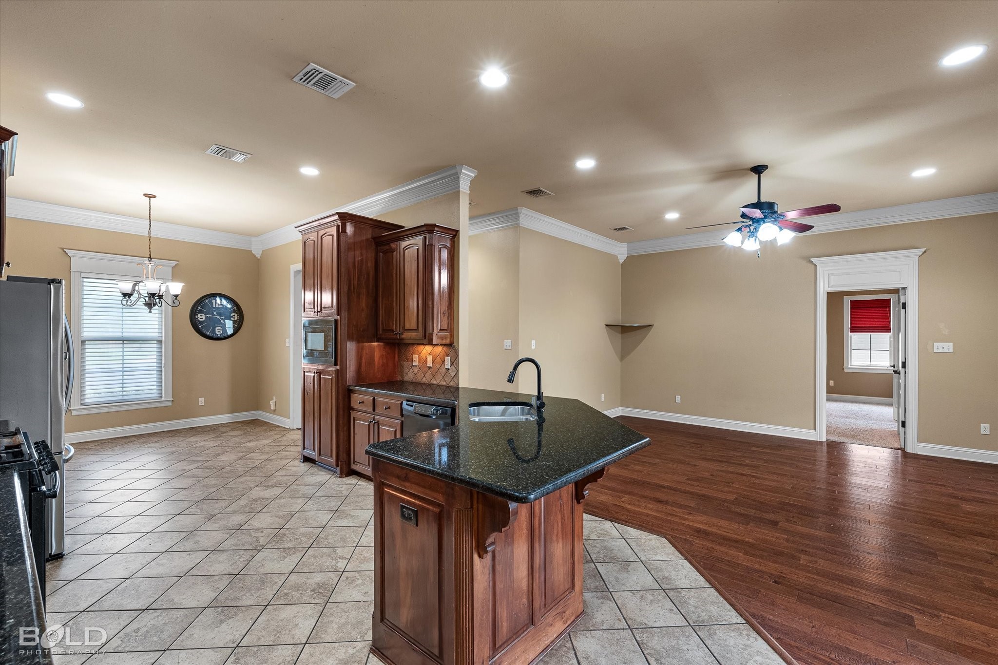 305 Tottenham Court Bossier City LA 71111