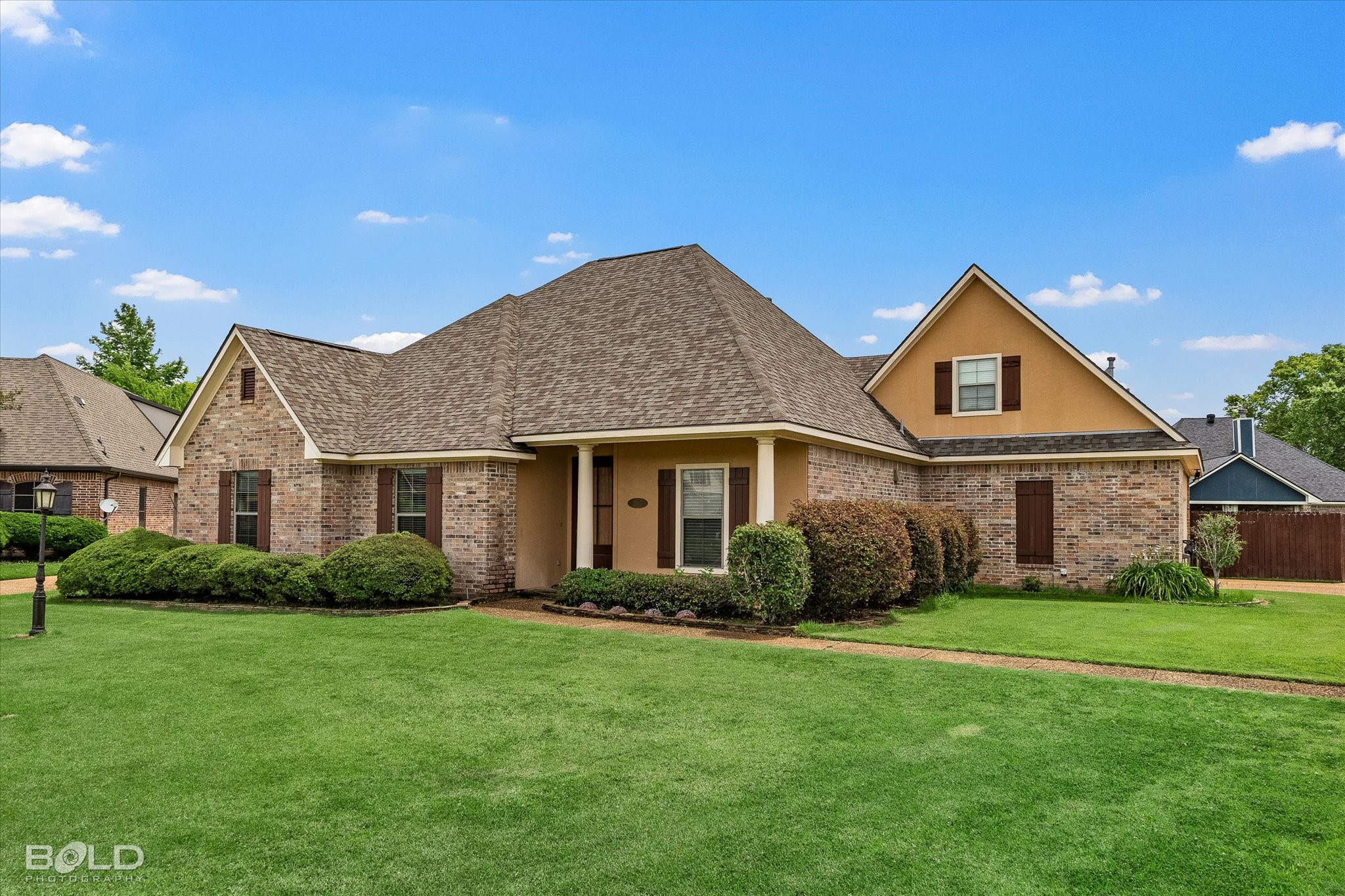 305 Tottenham Court Bossier City LA 71111