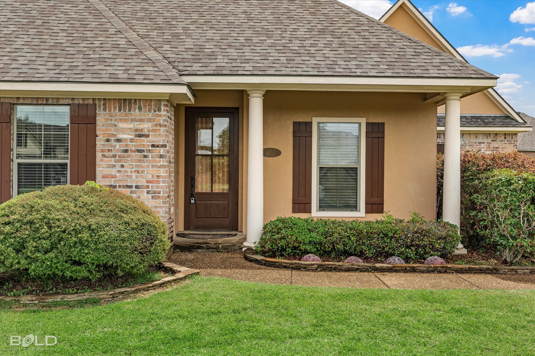 305 Tottenham Court Bossier City LA 71111