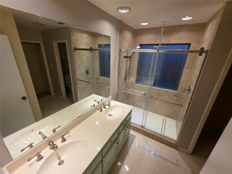 3038 Modella Avenue Dallas TX 75229