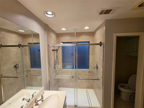 3038 Modella Avenue Dallas TX 75229