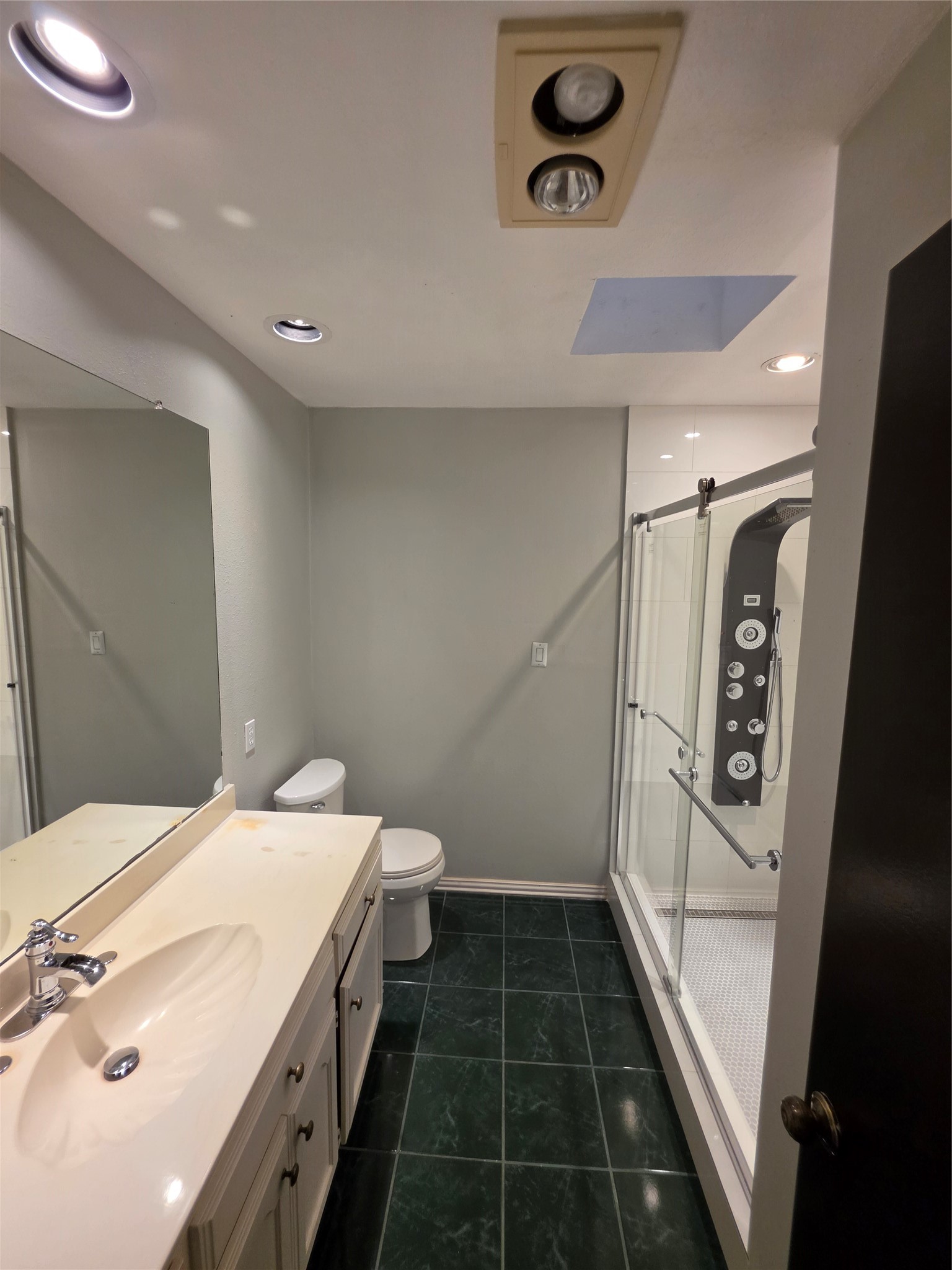 3038 Modella Avenue Dallas TX 75229