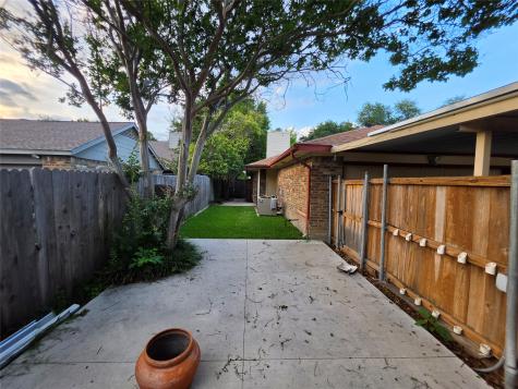 3038 Modella Avenue Dallas TX 75229