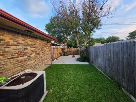 3038 Modella Avenue Dallas TX 75229