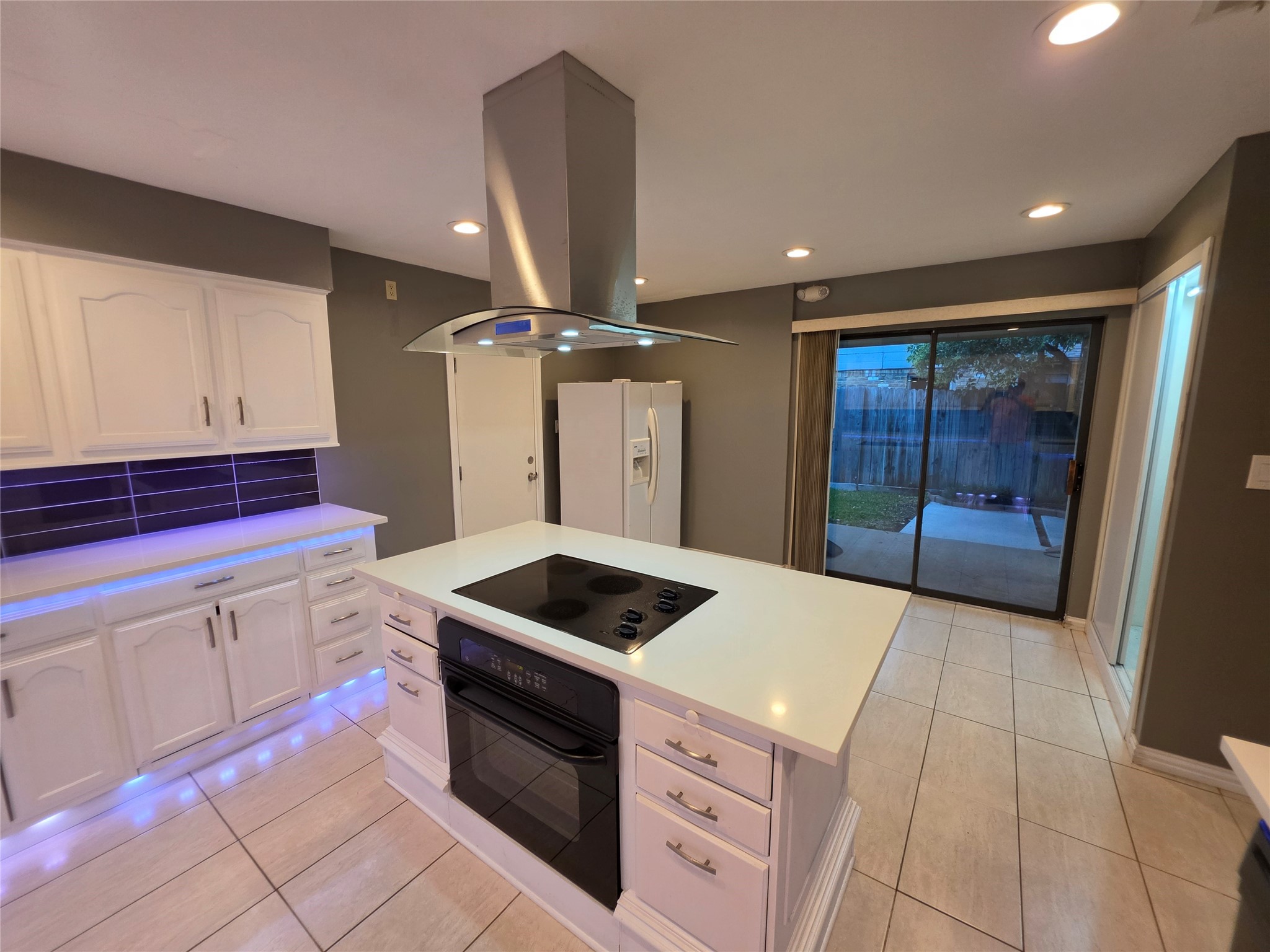 3038 Modella Avenue Dallas TX 75229