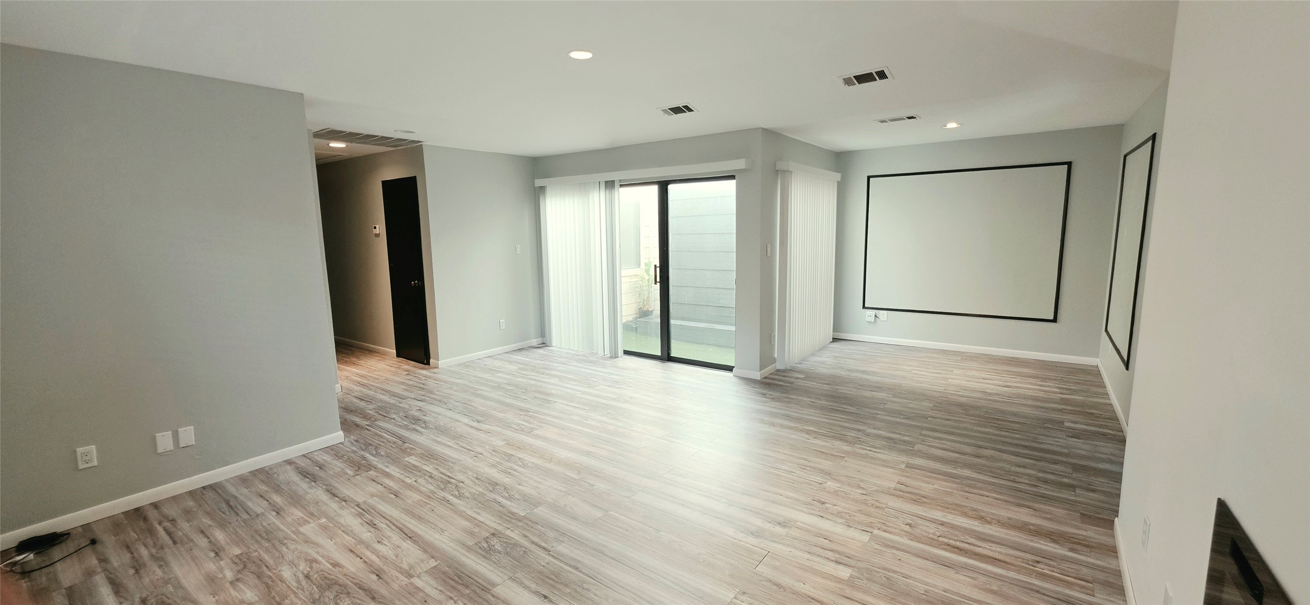 3038 Modella Avenue Dallas TX 75229